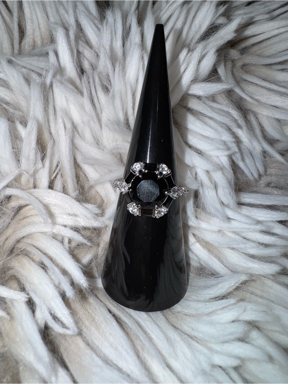 4 HOUR SALE ONLY ❤️ Bomb Party Ring